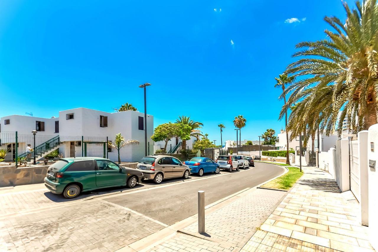 Apartment Near Playa De Las Americas With Wifi And Pool, Tenerife Sur Exteriör bild