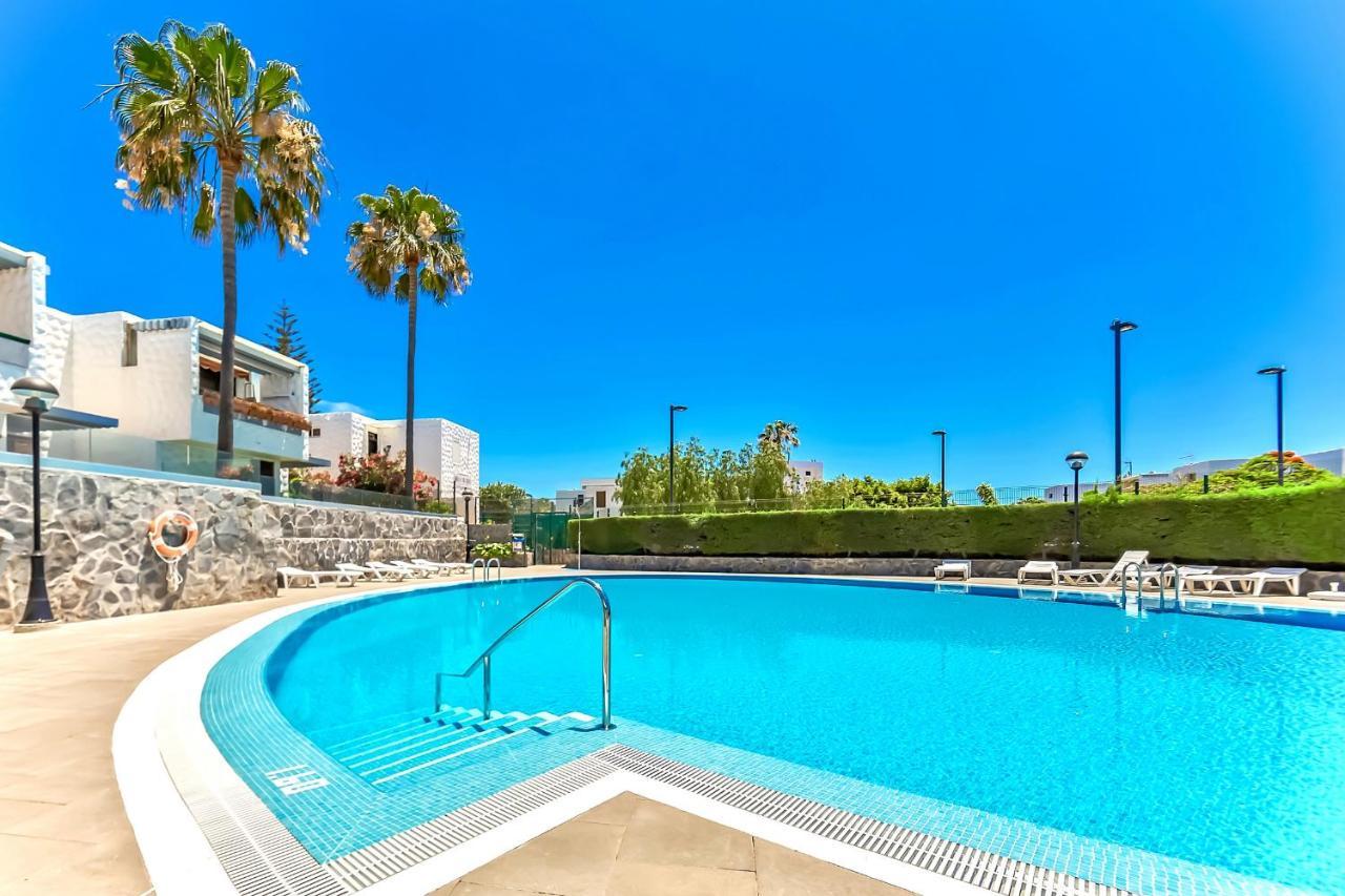 Apartment Near Playa De Las Americas With Wifi And Pool, Tenerife Sur Exteriör bild
